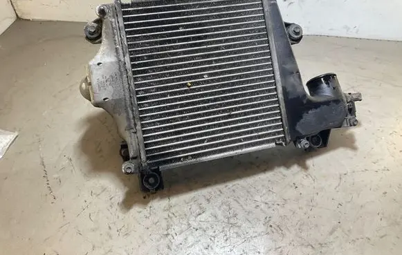 Toyota Hilux (AN10, AN20, AN30) Intercooler radiator 0107011079