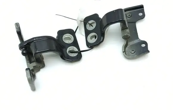 Mercedes-Benz C W204 Tailgate/trunk/boot hinge A2047400137 A2047400237
