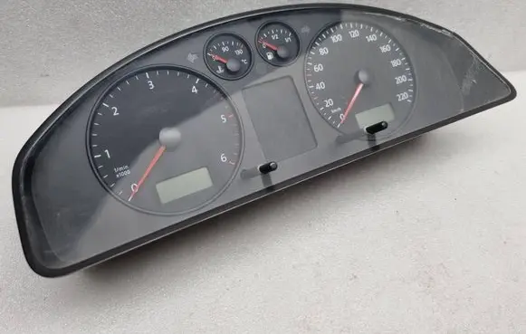 Volkswagen Transporter - Caravelle T5 Speedometer (instrument cluster) 7H0920850L