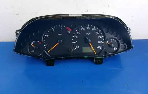 Ford Focus Speedometer (instrument cluster) 1M5F-10849-PB
