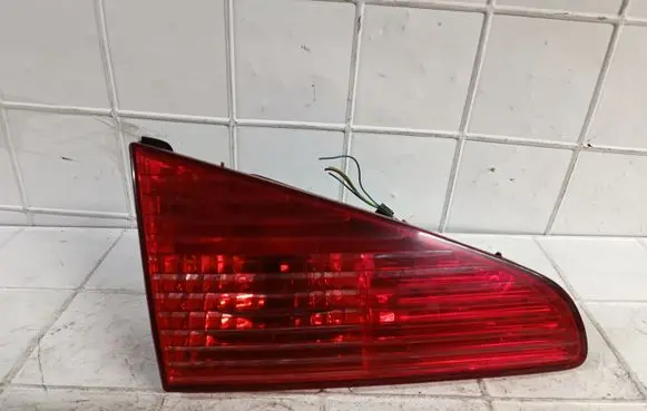 Peugeot 607 Tailgate rear/tail lights 2543G