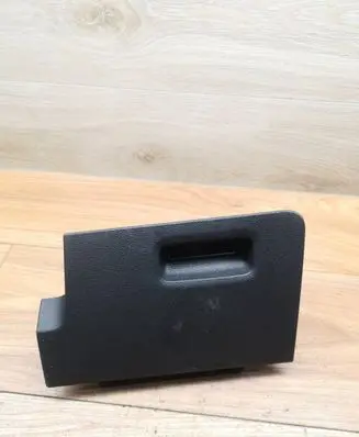 Volkswagen Tiguan Glove box 5NC857919