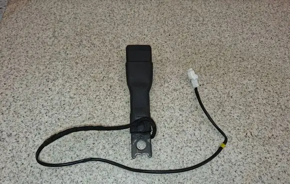 Citroen C1 Front seatbelt buckle 308605910