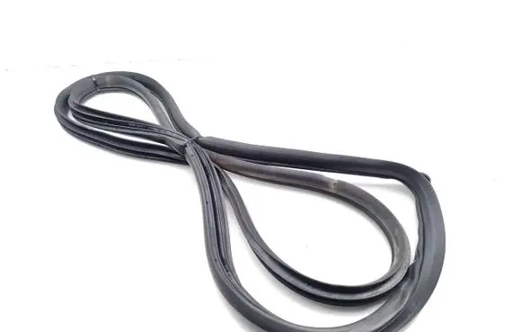 Honda CR-V Front door rubber seal 