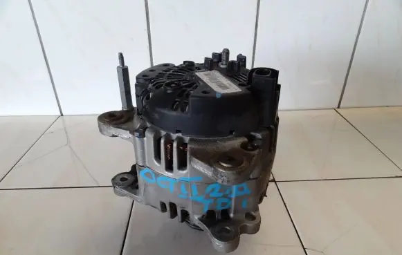 Skoda Octavia Mk2 (1Z) Generator/alternator H542695R