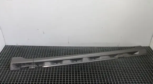 Volvo V70 Sill 30678565 Y285D