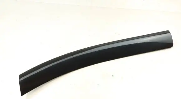 Dashboard glove box trim