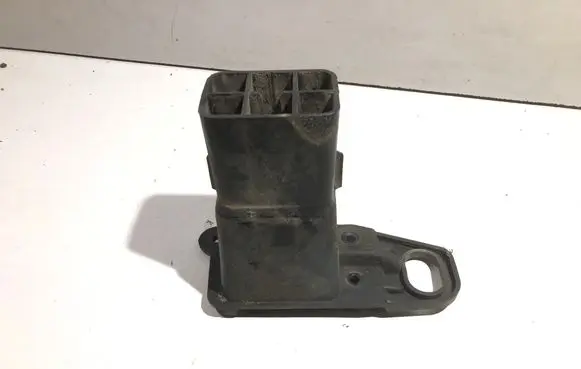 Peugeot 5008 Front bumper support beam 9682791280