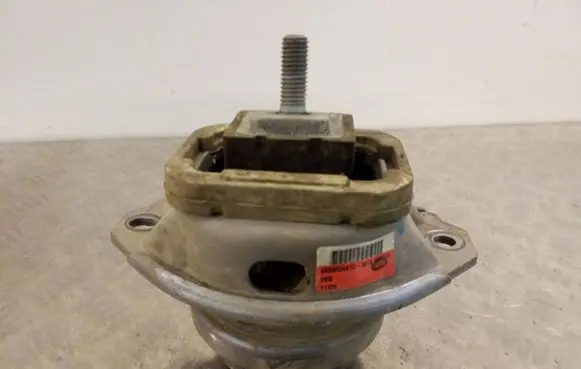 Land Rover Range Rover Sport L320 Engine mount bracket KKB5G0441G