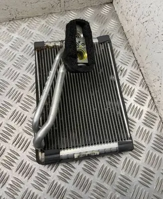Air conditioning (A/C) radiator (interior)