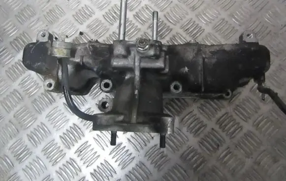 Toyota RAV 4 (XA30) Intake manifold 171110R010 17111-0R010