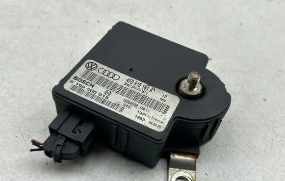 Audi A6 S6 C6 4F Power management control unit 4F0915181A 0199000013 4F0910181E