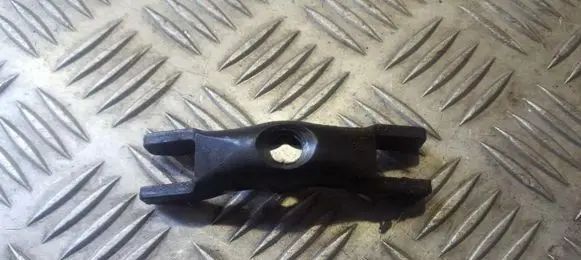 Fiat Doblo Fuel Injector clamp holder