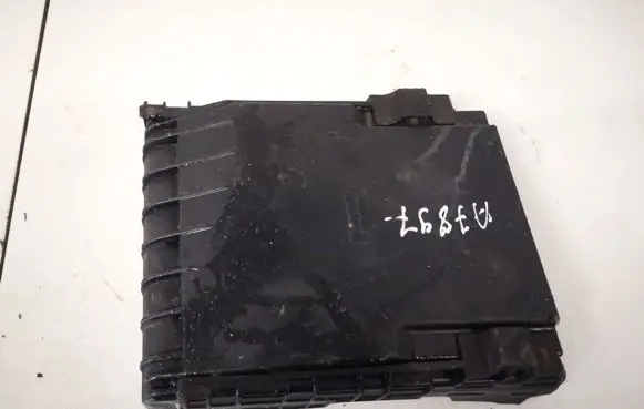 Skoda Octavia Mk2 (1Z) Fuse box cover 1k0937132f