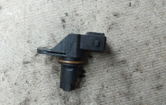 Renault Espace - Grand espace IV Camshaft position sensor 8200370972