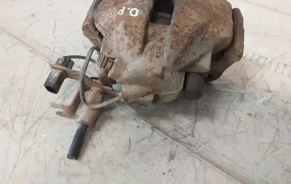 Audi A4 S4 B7 8E 8H Front brake caliper 885