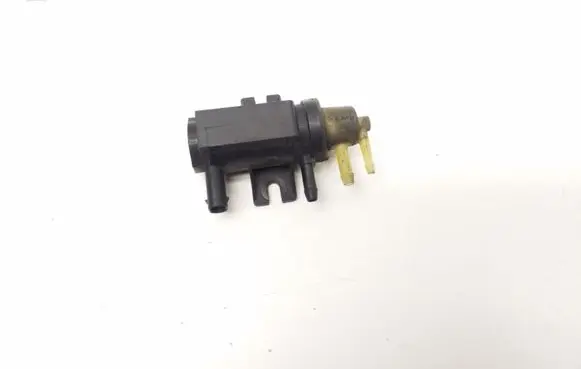 Mercedes-Benz C W204 Turbo solenoid valve A0091533128