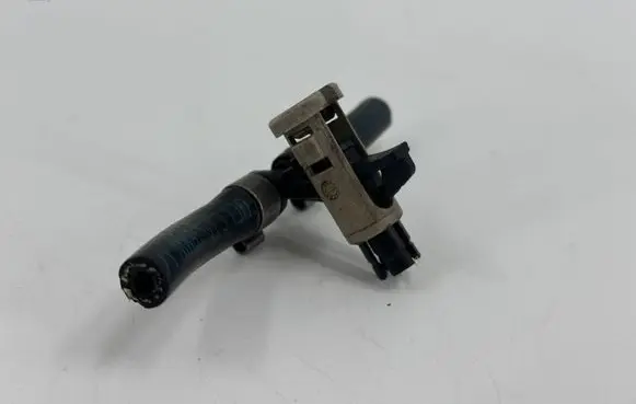 BMW X5 E70 Fuel return line/hose 7799869 13537799869 7799962
