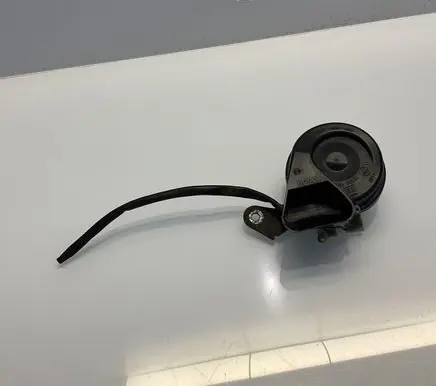 Mercedes-Benz E W211 Horn signal A0065420220 0065420220