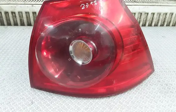 Volkswagen Golf V Rear/tail lights 1K6945096M
