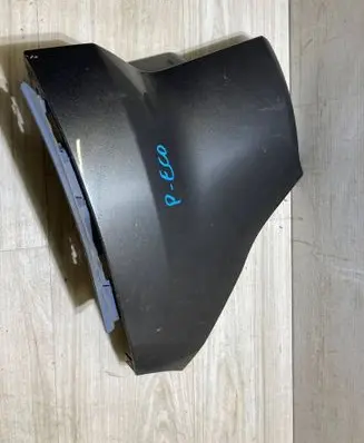 Rear bumper corner part panel trim