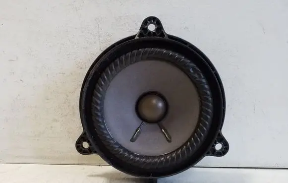 Nissan Leaf I (ZE0) Front door speaker 281563NF0A