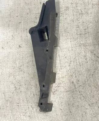 Mini One - Cooper R50 - 53 Front bumper mounting bracket 6800800R BMWGR0UP