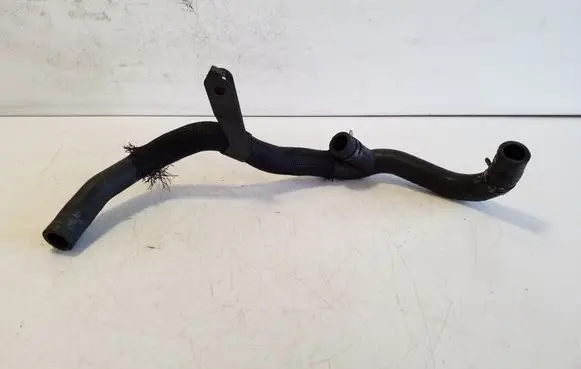 Suzuki Grand Vitara II Engine coolant pipe/hose