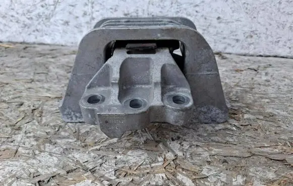 Volkswagen Crafter Engine mount bracket 2N01992620
