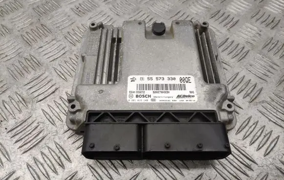 Opel Insignia A Engine control unit/module 0281015149 55573330 5557333000QE