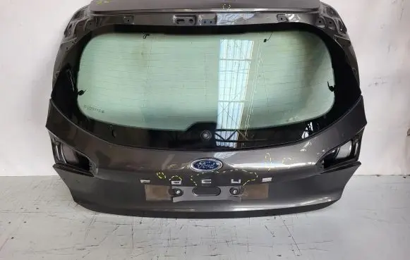 Ford Focus Tailgate/trunk/boot lid JX7B-A40405-AC