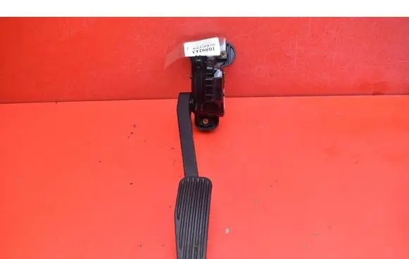 Volvo S60 Accelerator throttle pedal 30666659