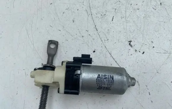Lexus IS 220D-250-350 Seat adjustment motor 8582033020