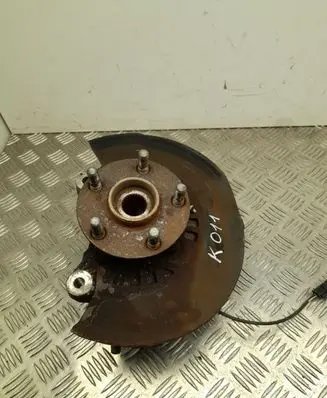 Toyota Prius (XW30) Front wheel hub PF2L