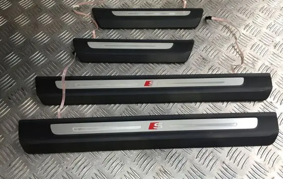 Audi SQ7 side skirts sill cover 