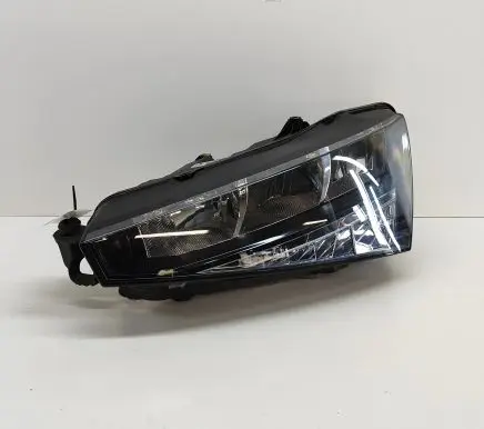 Skoda Scala Headlight/headlamp 657941019 90176073