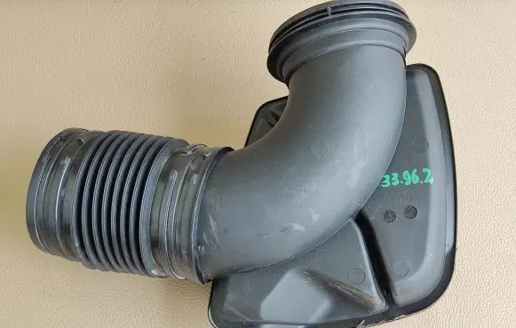 Intake resonator