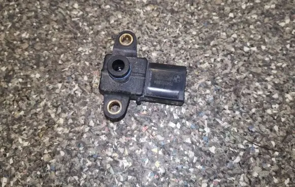 BMW 3 E90 E91 Air pressure sensor 7542623