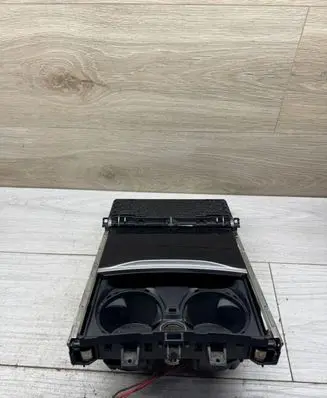 BMW 7 G11 G12 Cup holder front 9302629 187013 0102030405