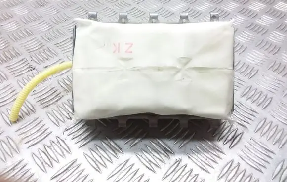 Subaru XV Passenger airbag