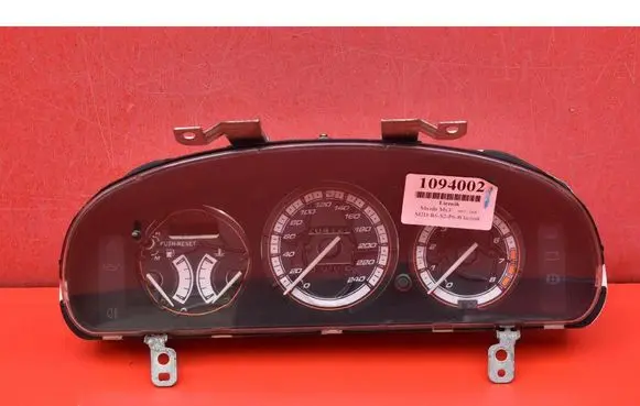 Mazda MX-3 Speedometer (instrument cluster)