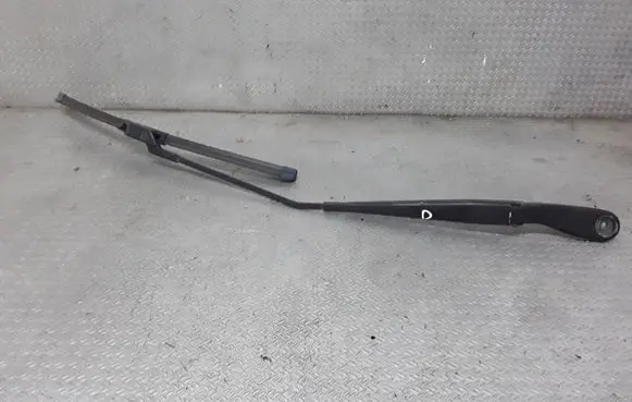 Volvo V50 Windshield/front glass wiper blade 