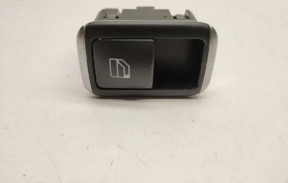Mercedes-Benz E W212 Electric window control switch A2049058102