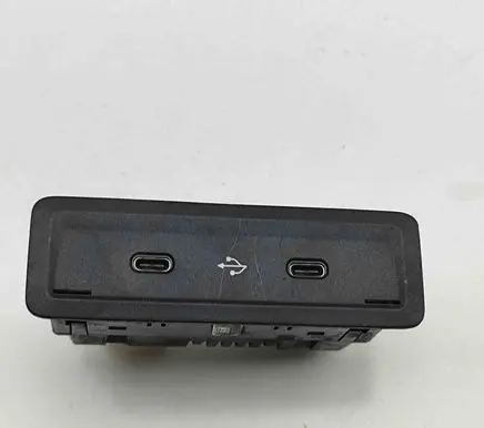 Mercedes-Benz A W177 USB socket connector A2478207502