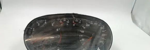 Audi A3 S3 8L Speedometer (instrument cluster) 8L0919860A V0310192 008AUZ8Z0