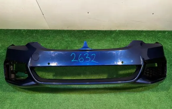 BMW 5 G30 G31 Front bumper 51118064928