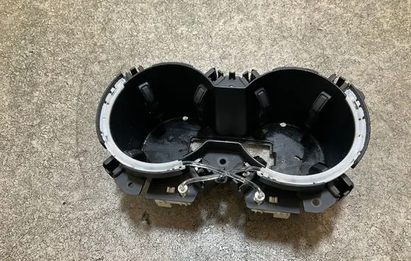 Audi A4 S4 B9 Cup holder front 8W0862533AB 8W0862533A