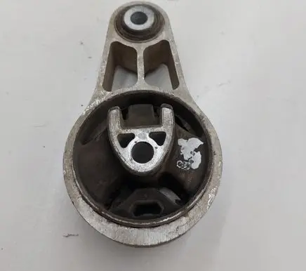 Mini Cooper Countryman R60 Engine mount bracket C2866120