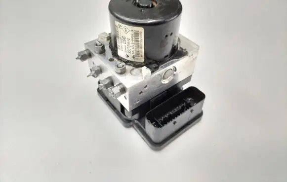 Renault Megane III ABS Pump 476601563R 10021204664