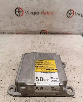 Toyota Avensis T250 Airbag control unit/module 8917005160 208623106